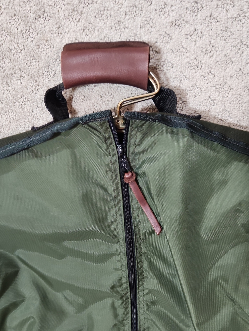 Orvis Dark Green Canvas Garment Bag with Brown Leather Accents - Picture 5 of 16